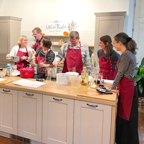 Firmenkochkurs Unternehmerisch kochen nach dem Effectuation Prinzip im Kochstudio SchlossStudio in Ebenthal nahe der Wiener Stadtgrenze